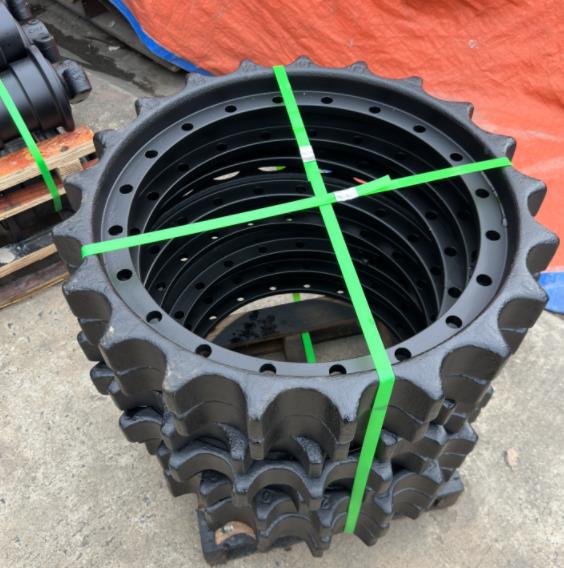 KOMATSU PC200-7 PC200-8 Sprocket 20Y-27-11582