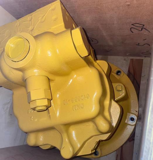 KOMATSU PC210-8 Swing Motor 706-7G-0117 706-7G-01140