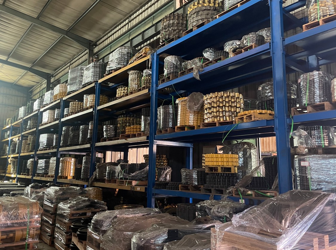 Racer Machinery spare parts warehouse