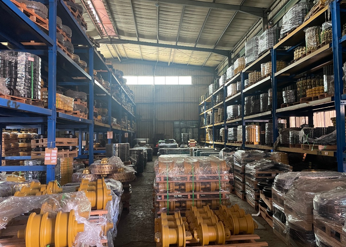 Racer Machinery spare parts warehouse